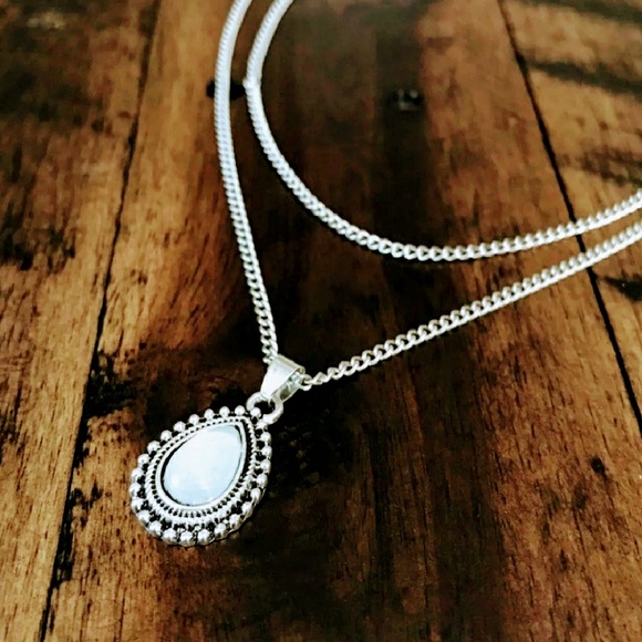 NEW. Double Layer Moonstone like Necklace - Picture 2 of 4